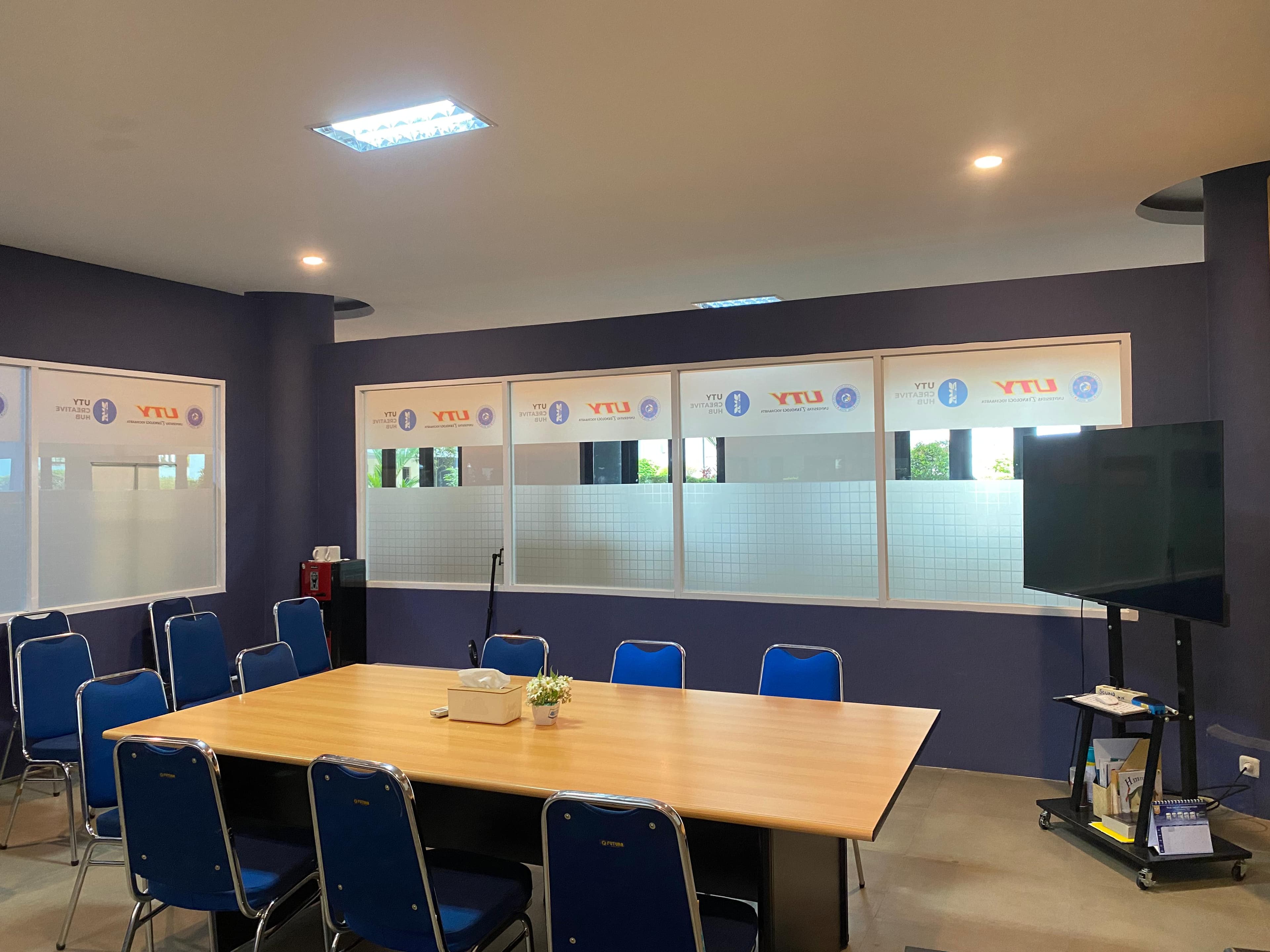 Think Tank Room